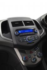 Holden Barina 2011 года